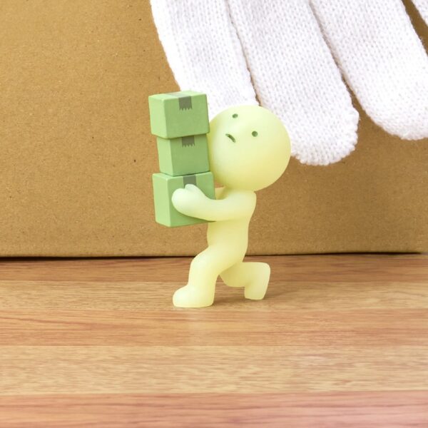 Smiski moving figure balancing boxes
